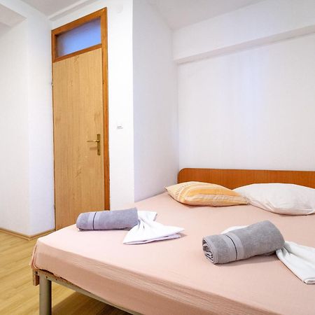 Apartments Laura Neum Bilik gambar