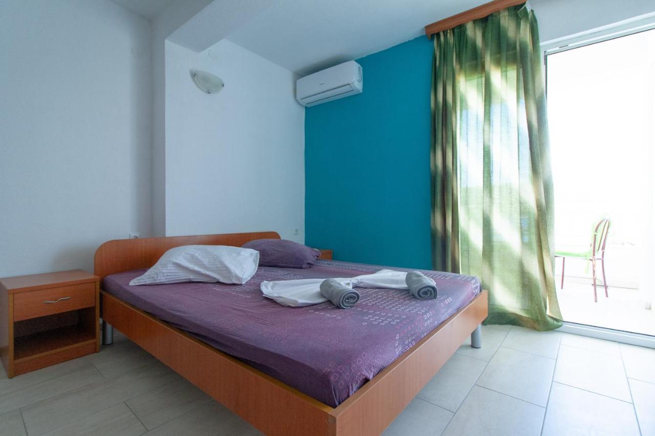 Apartments Laura Neum Luaran gambar