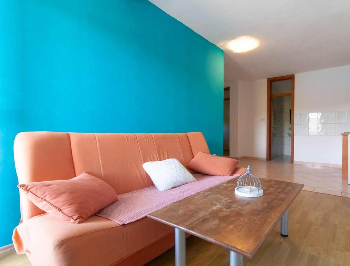 Apartments Laura Neum Luaran gambar