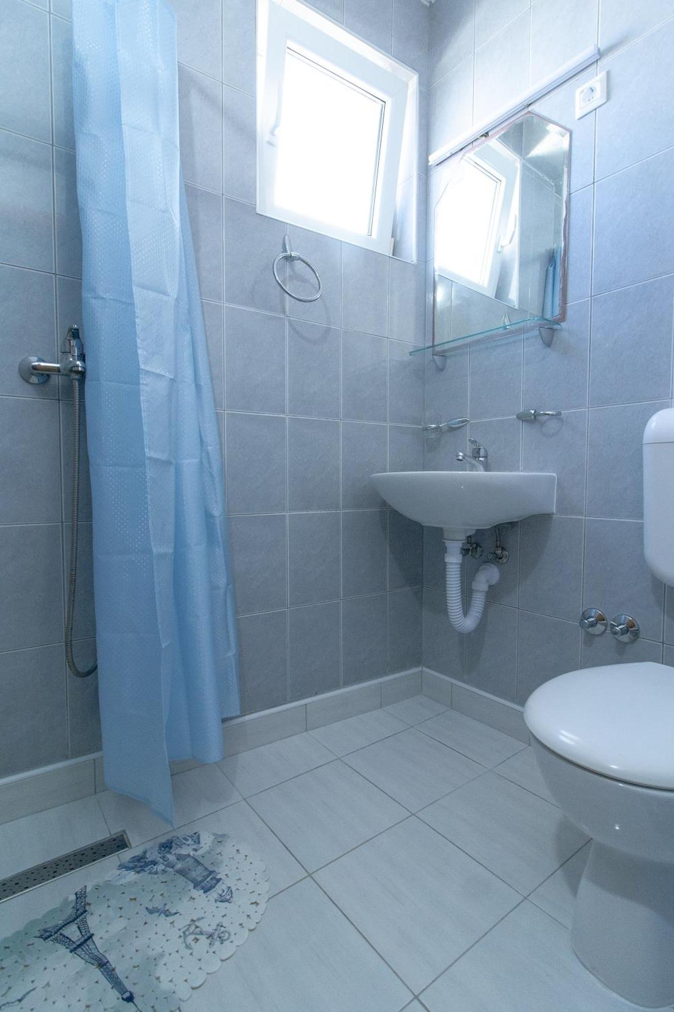 Apartments Laura Neum Bilik gambar