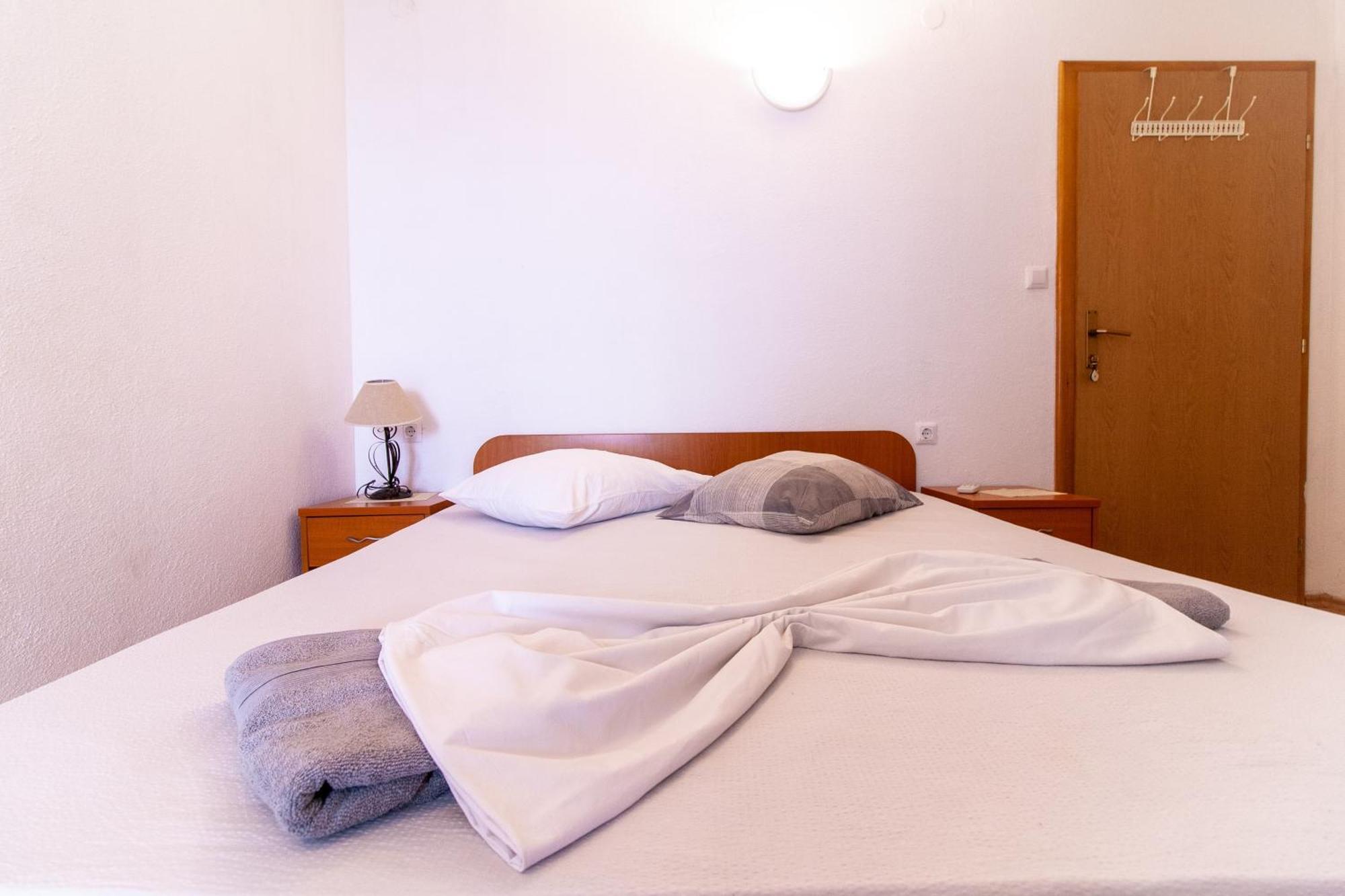 Apartments Laura Neum Bilik gambar
